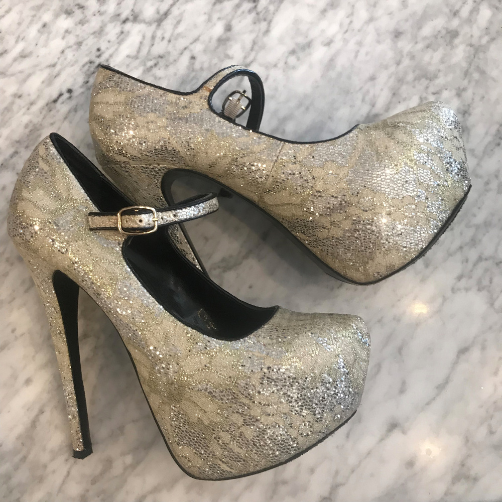 EUC Steve Madden Glitter & Lace Platform Heels 7.5